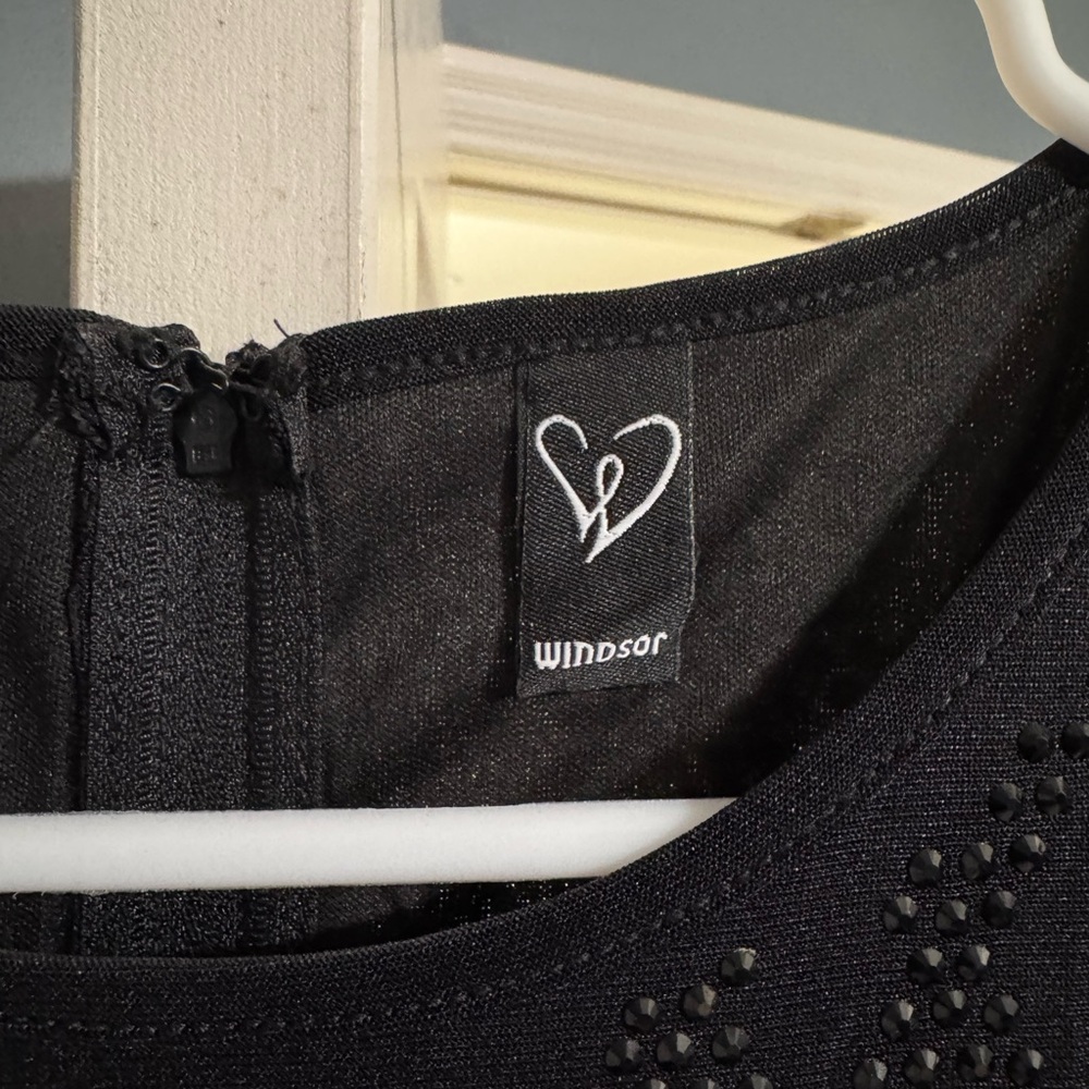 Windsor Black Rhinestone Bodycon Dress – Size M - Picture 4 of 8